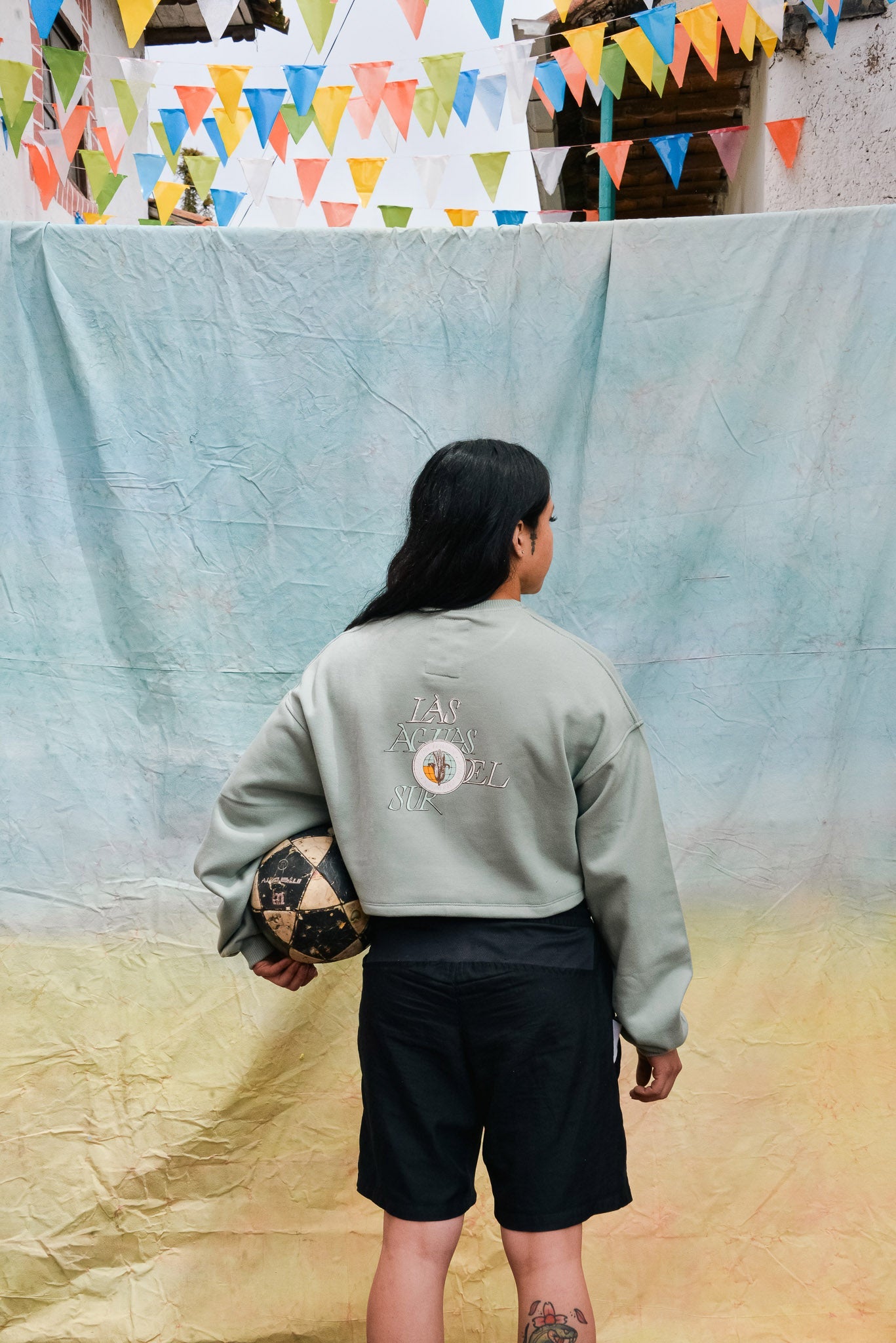 Cropped Hoodie Las Aguas del Sur - Anacleta Design