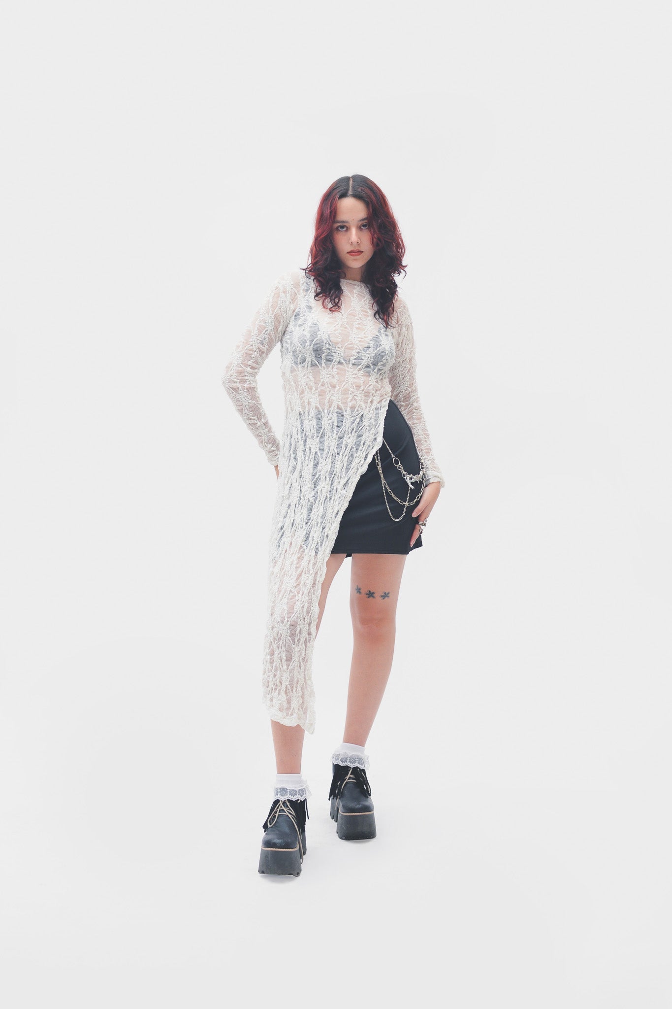 Lace raw top asimétrico largo blanco - Anacleta Design