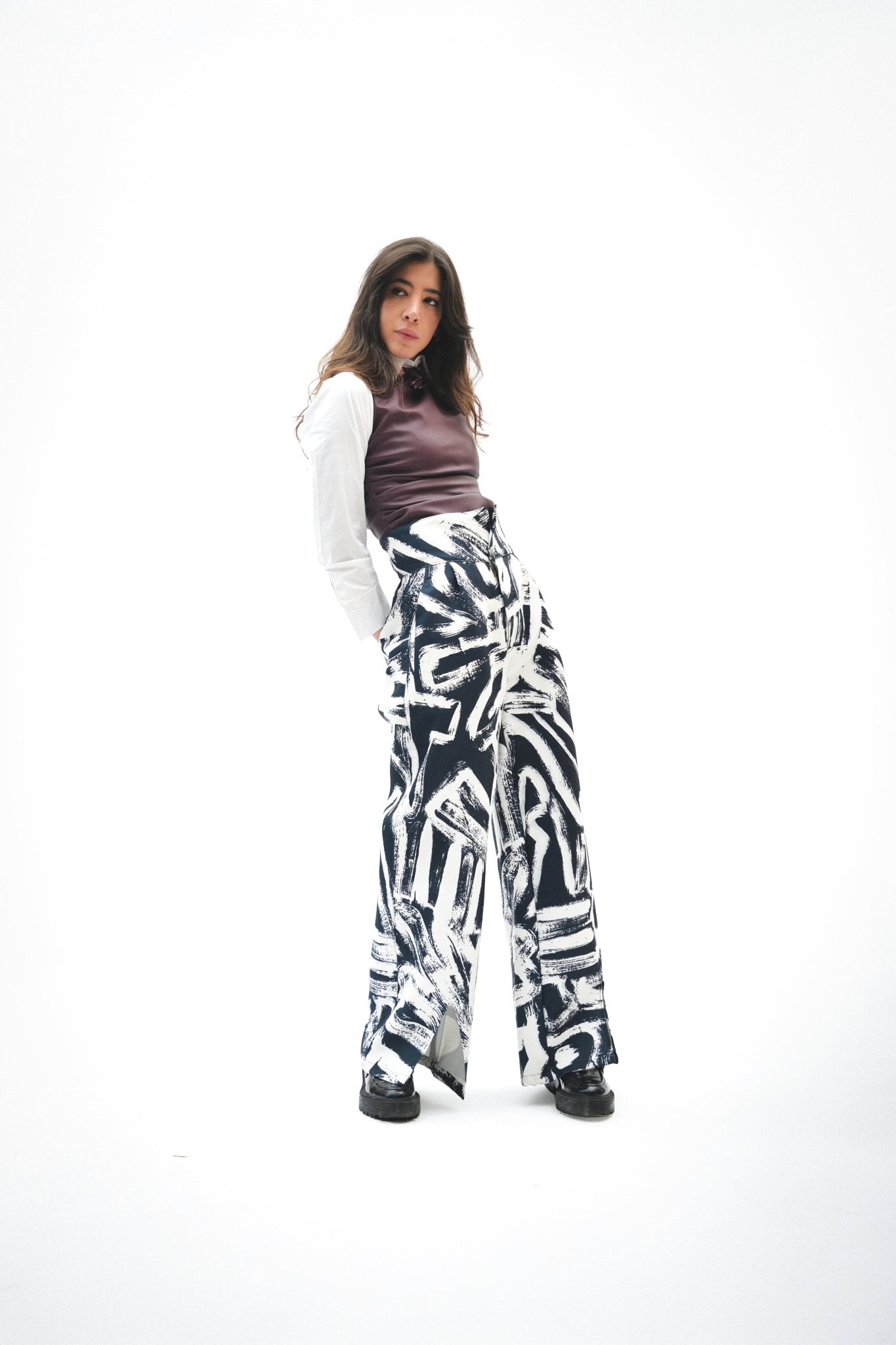 Pantalón Pinceladas Geométricas Negro - Anacleta Design