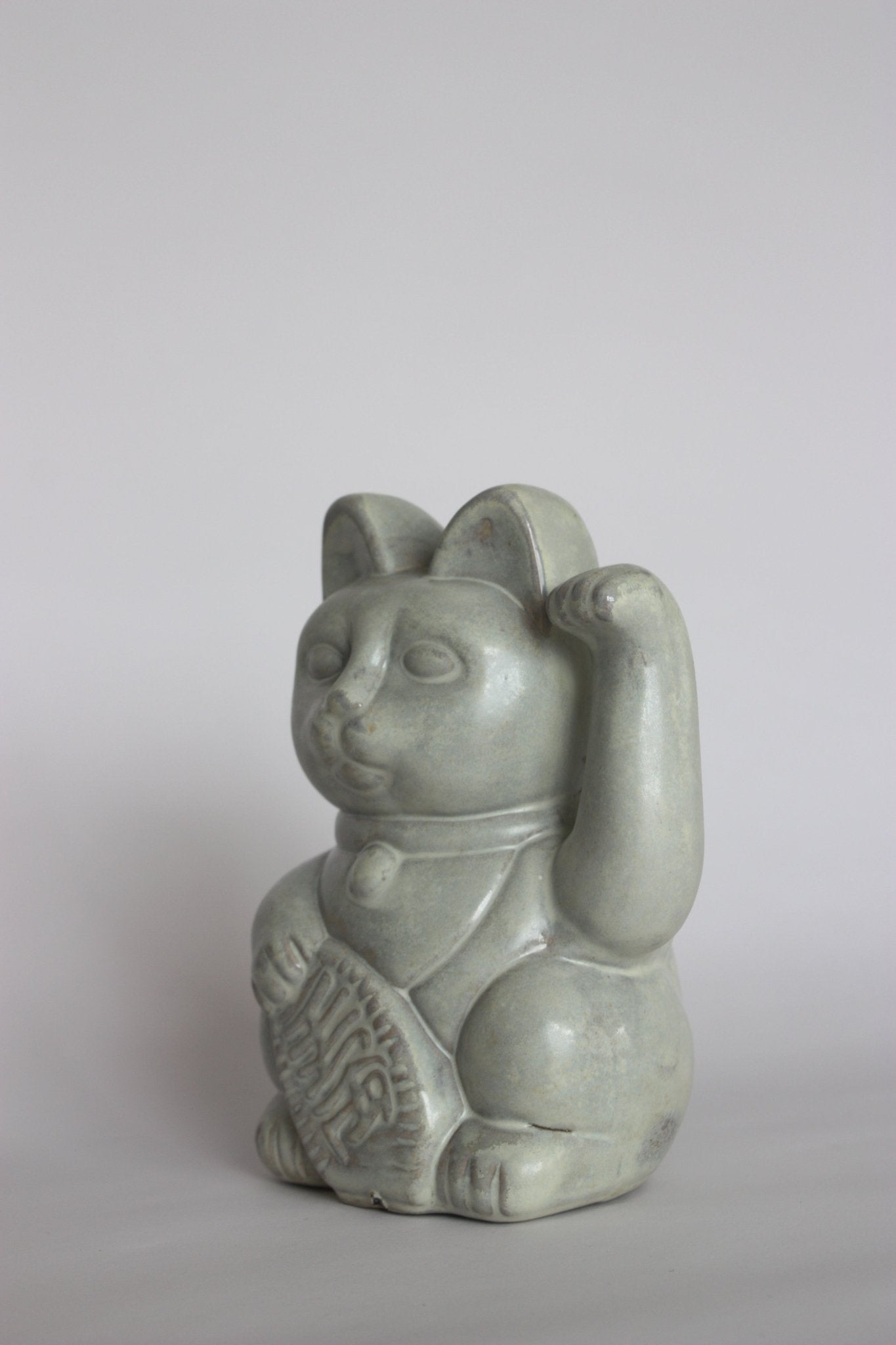 Pieza 16 • 7 Vidas - Anacleta Design